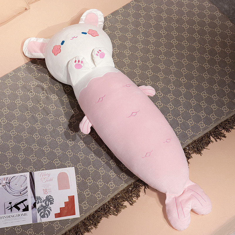 Diseño creativo de almohadas largas de peluche con forma de cola de sirena. Estos adorables animales son un cálido hogar. 11