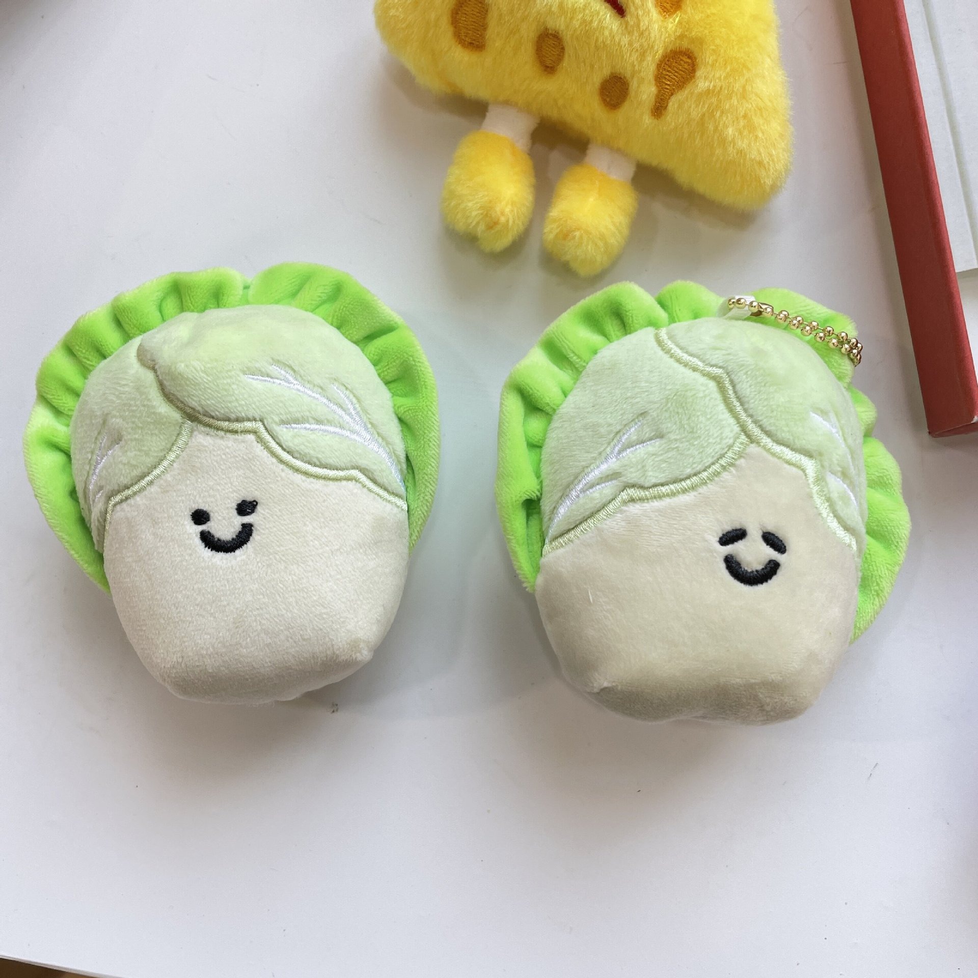 Innovative Cartoon Green Vegetable Keychain 9cm Cotton Stuffed Pendant Doll Funny New Design Creative Keyring 11