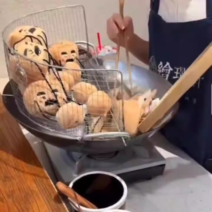 Venta al por mayor, superventas, bonito colgante de Toufu, muñeco de peluche para coche, llavero de peluche, accesorio colgante para mochila. 11