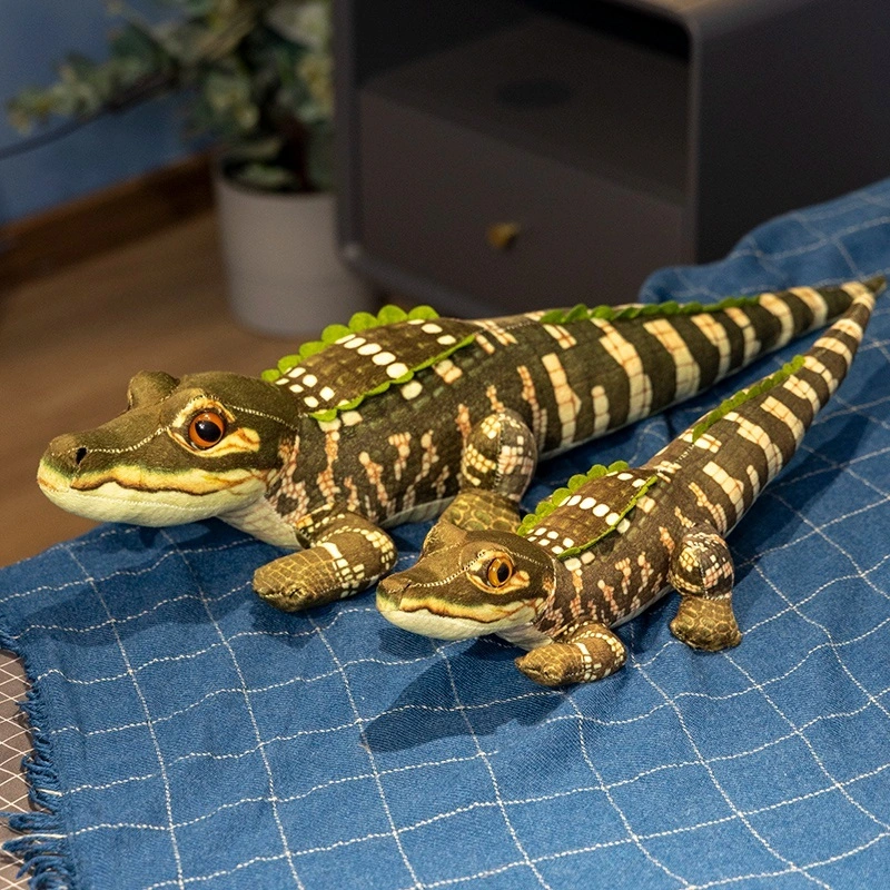Peluche crocodile au design créatif et à la forme adorable, un compagnon chaleureux pour les enfants, un cadeau idéal et un bel objet de décoration. 1