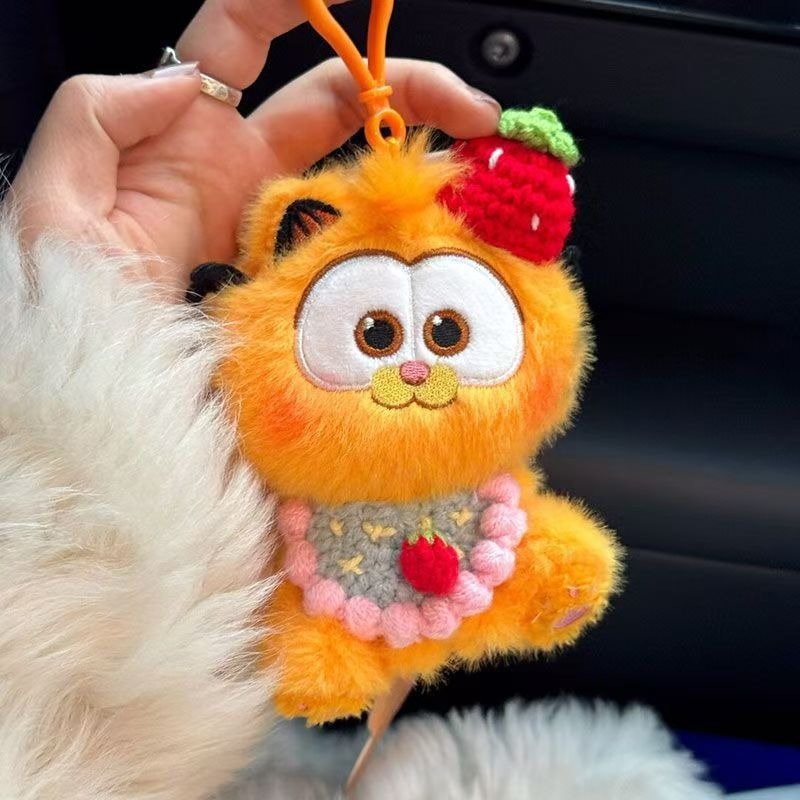 2025 Vente en gros 10 cm Nouveau pendentif de sac à main populaire Garfield, le chat chef cuisinier, porte-clés mignon 13