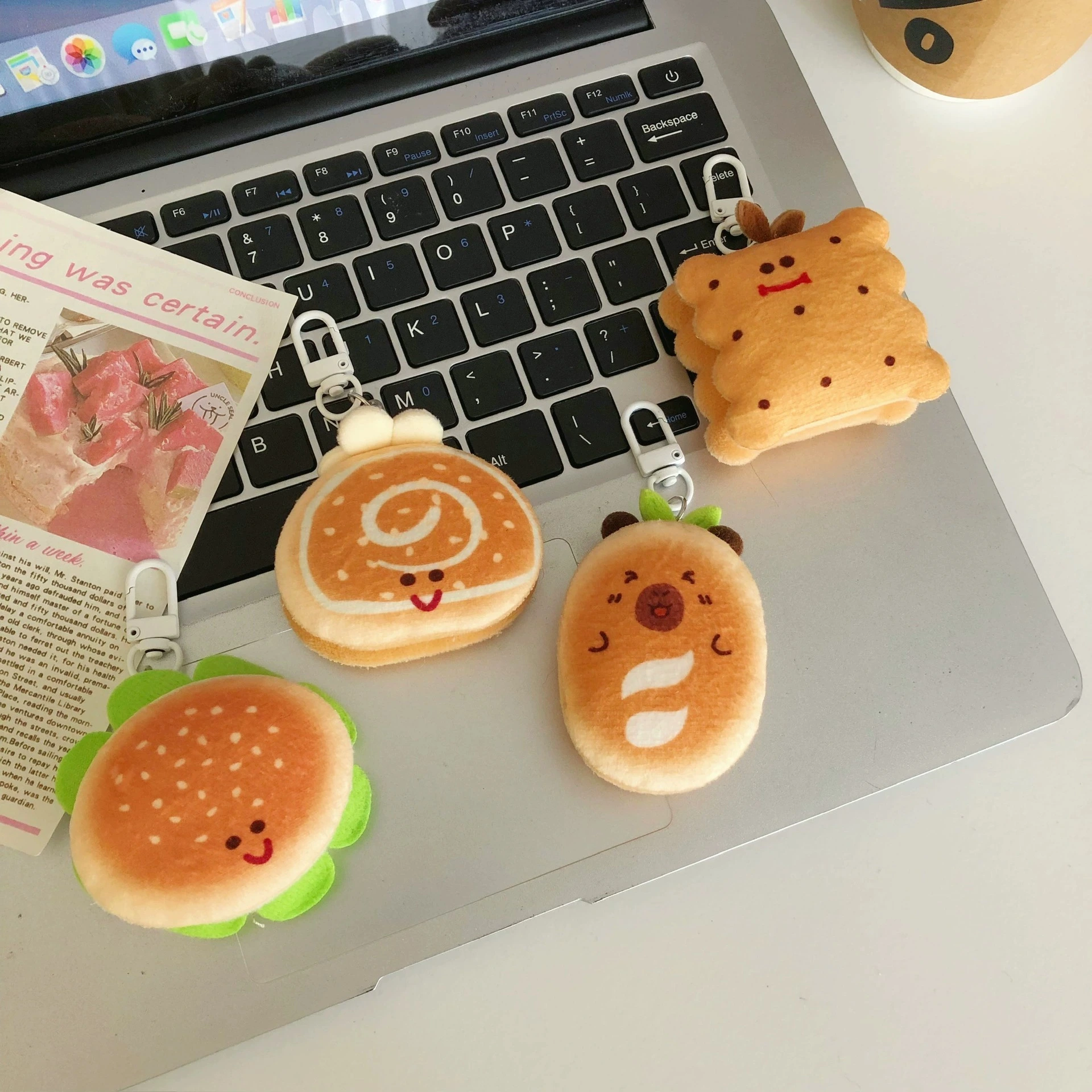 Craft 5cm Miniature Food Theme Plush Keyring Simulation Artificial Design Bread Hamburger Flat Back Charm Plush keychian 1