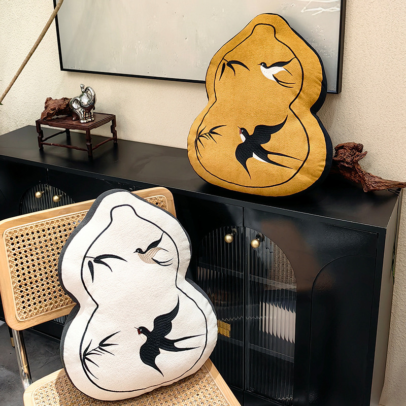 Creative design of plush toys with new Chinese style pillows, soft, comfortable and fashionable home styling 11