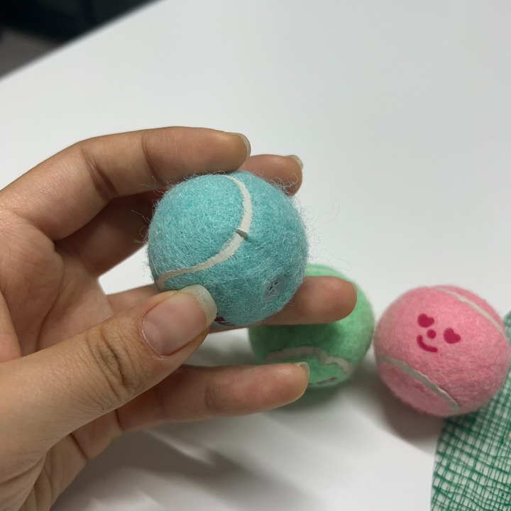 Factory Direct 4cm Muti Colour Dog Toy Ball Training Playing Easy Catching Toy Promotional Pet Tennis Ball for Dog 20