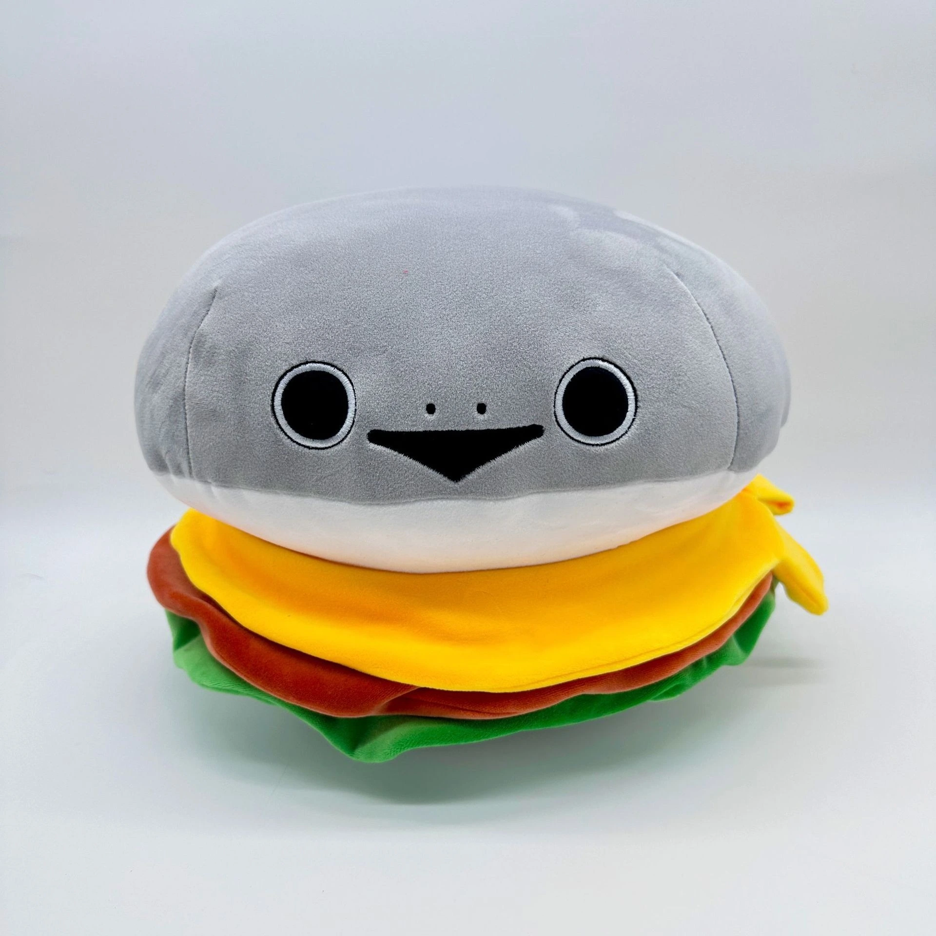 25cm Sacabambaspis Plush Toy Cute Cartoon Style Fish Burger Shark Plushies for Festival Gift Home Decoration 1