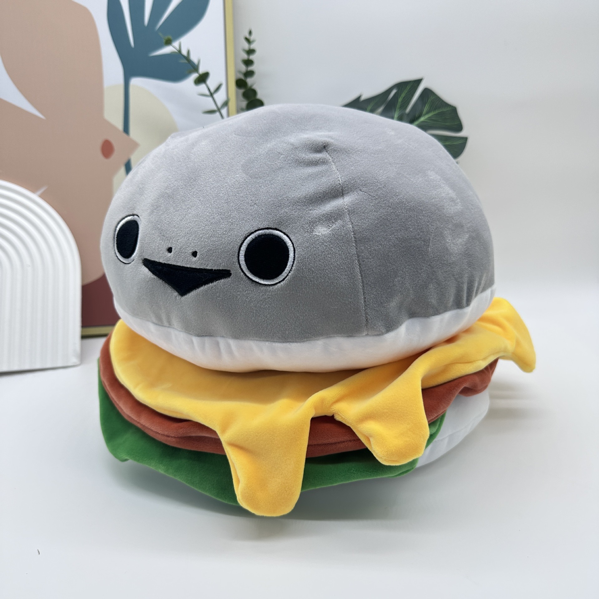 25cm Sacabambaspis Plush Toy Cute Cartoon Style Fish Burger Shark Plushies for Festival Gift Home Decoration 11