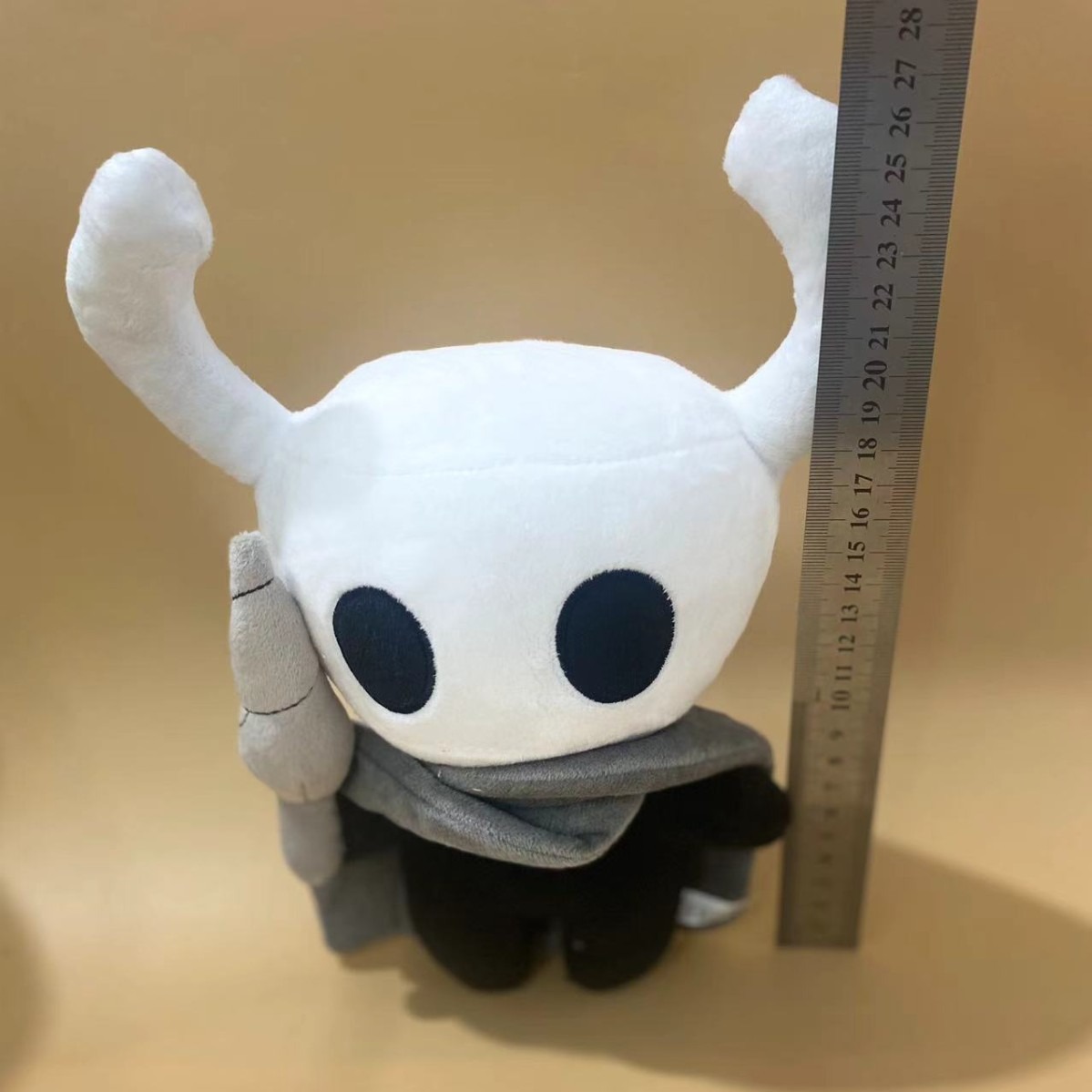 Peluche Hollow Knight Silksong CE en gros, jouet en peluche, coussin de jeu, poupée fantôme, cadeau de Pâques 11