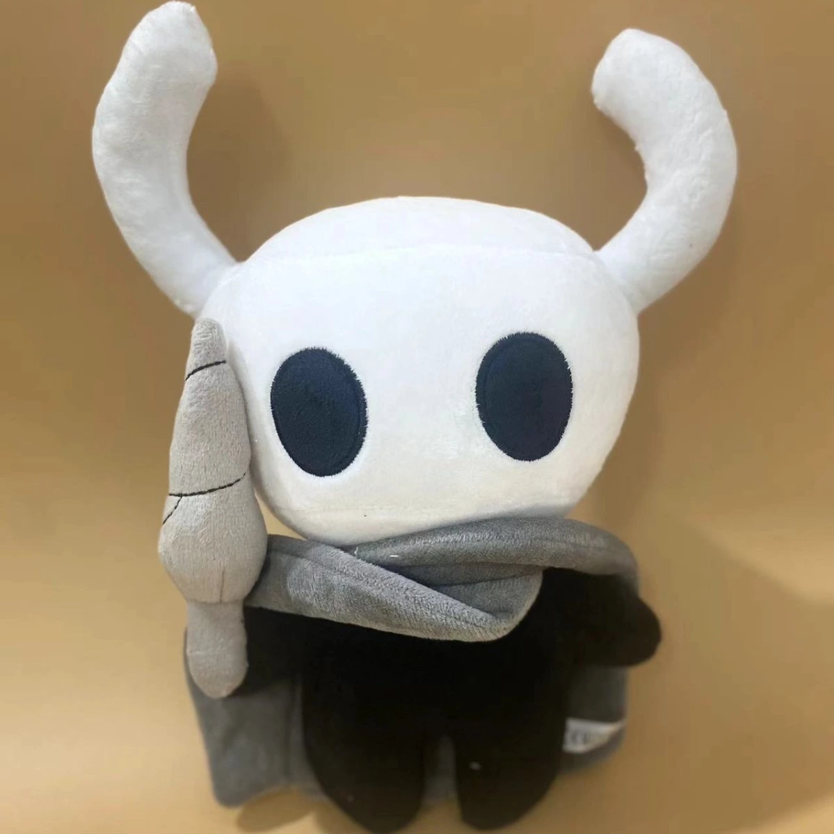 Peluche Hollow Knight Silksong CE en gros, jouet en peluche, coussin de jeu, poupée fantôme, cadeau de Pâques 1