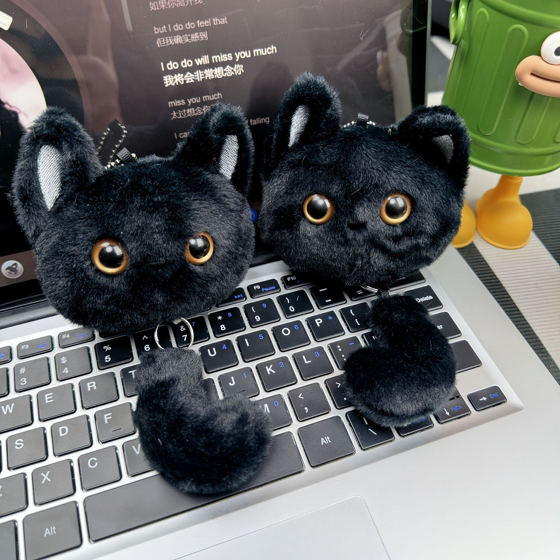 Mini llavero de peluche de gato negro de 19 cm, regalo de cumpleaños hecho a mano, muñeco de peluche de gato negro pequeño. 6