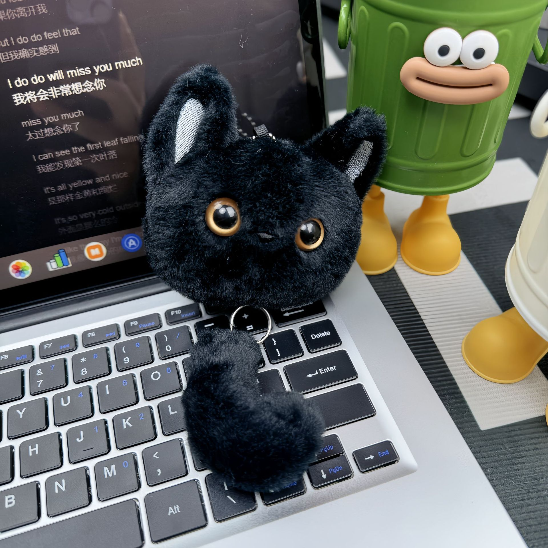 Mini llavero de peluche de gato negro de 19 cm, regalo de cumpleaños hecho a mano, muñeco de peluche de gato negro pequeño. 7