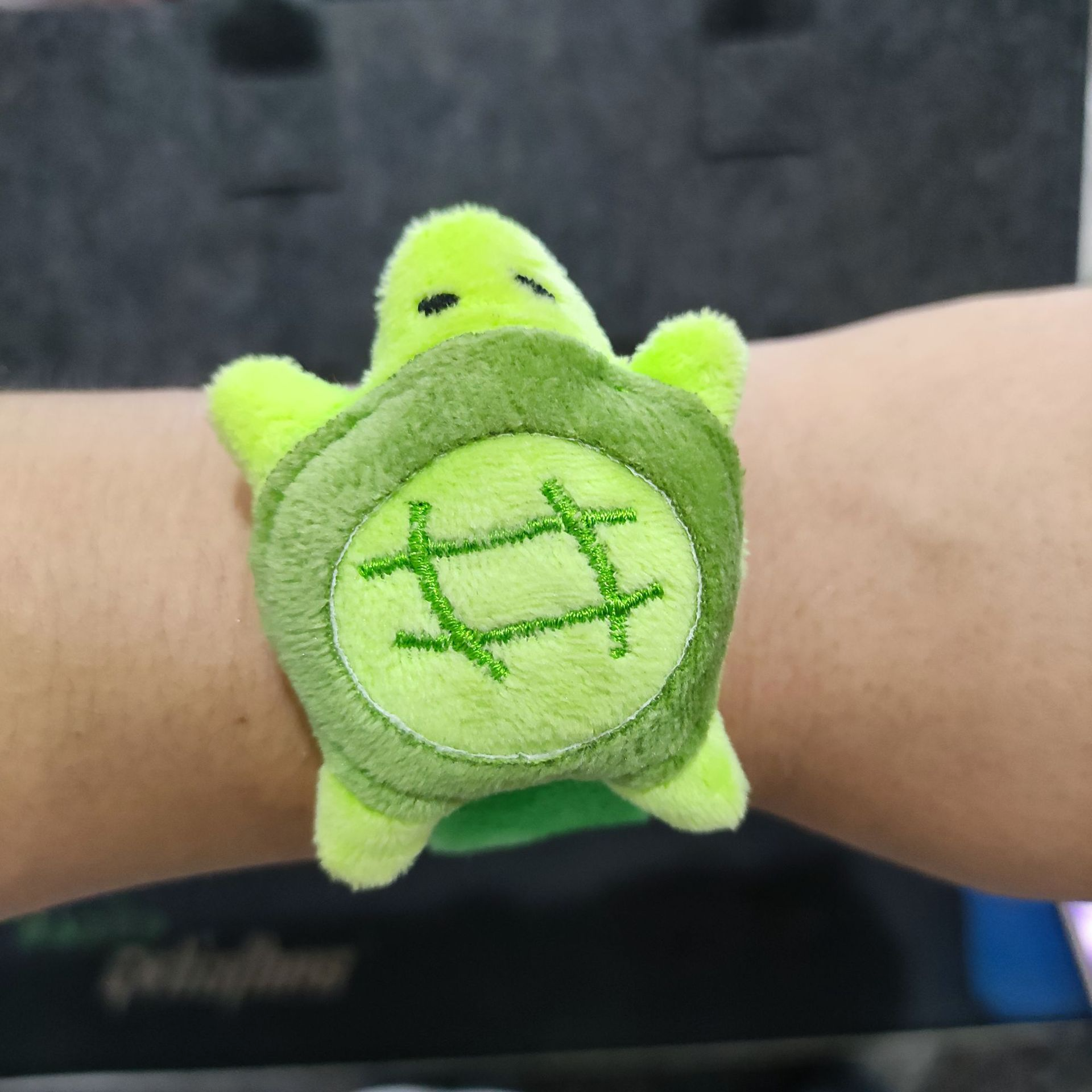 Hot Sale Toy Band 7cm Turtle Plush Cartoon Bracelet  Hand Cute Turtle Slap Bracelets Gift for Kids 13