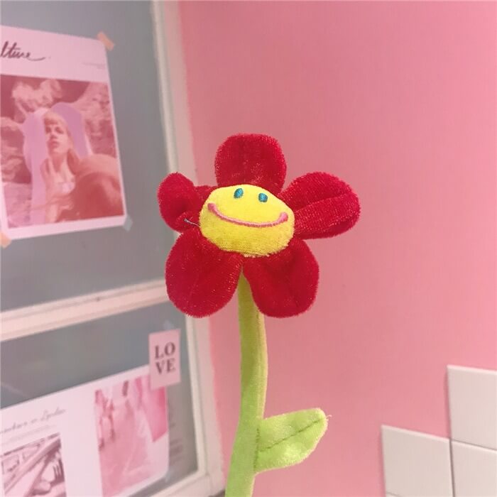 China Factory Supply Artificial Plush Bouquet Smiling Face Sunflower Daisy Flower Toy Homemade Pendant 17