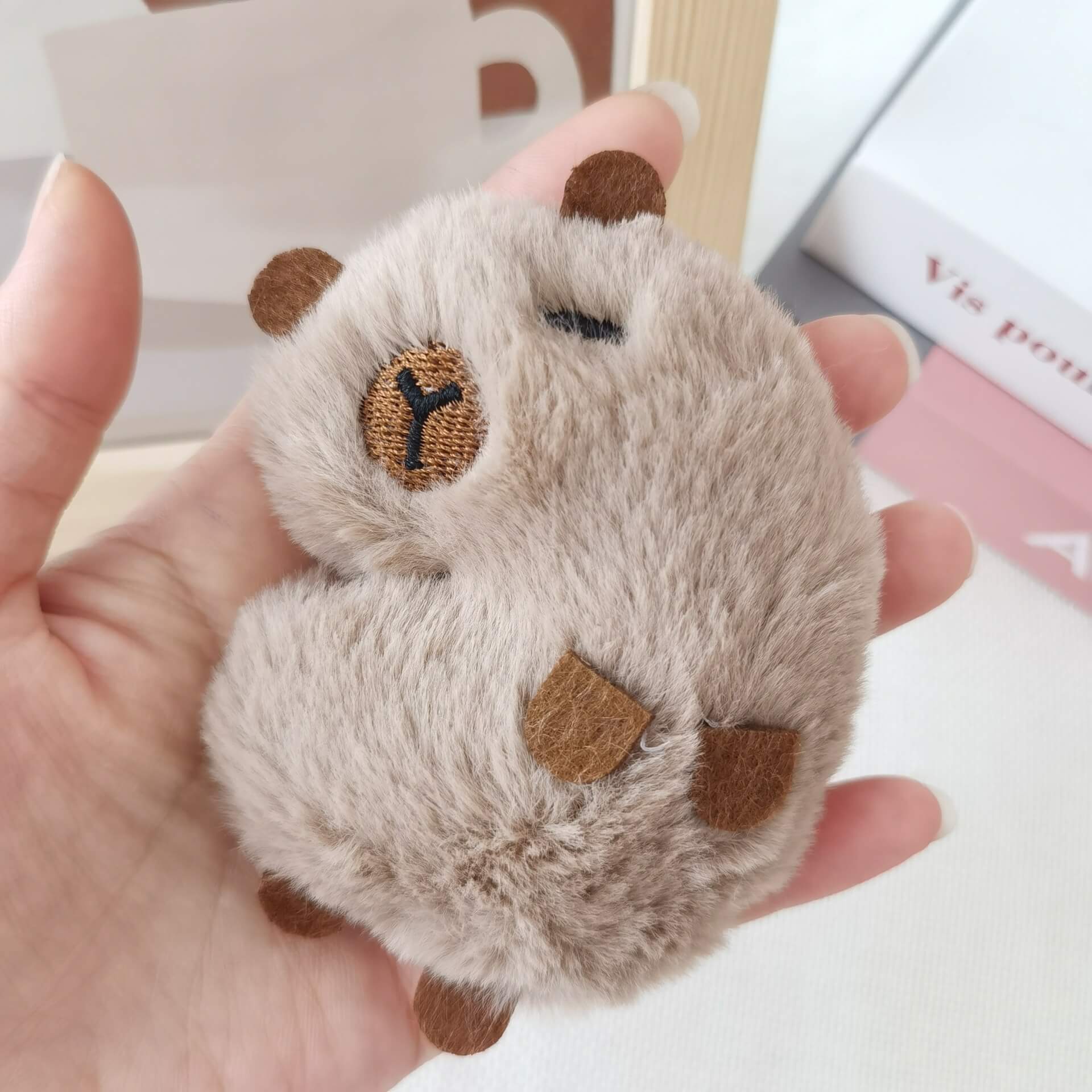 Fashion Explosive Cartoon Capybara Plush Toy Small Animal Pendant Pp Cotton Filling Keychain Plush Doll Backpack Decor 15
