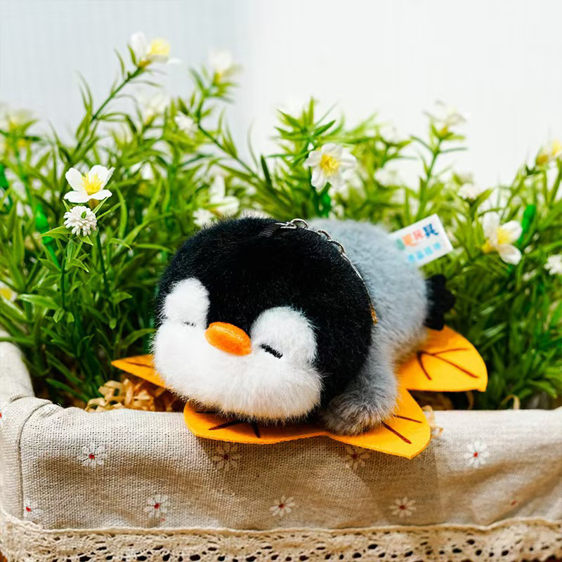 Wholesale 12cm Cartoon Cute Animal Mini Penguin Plush Toy Bag Pendant Charm Snowman Penguin Backpack Keychain Event Gift 14