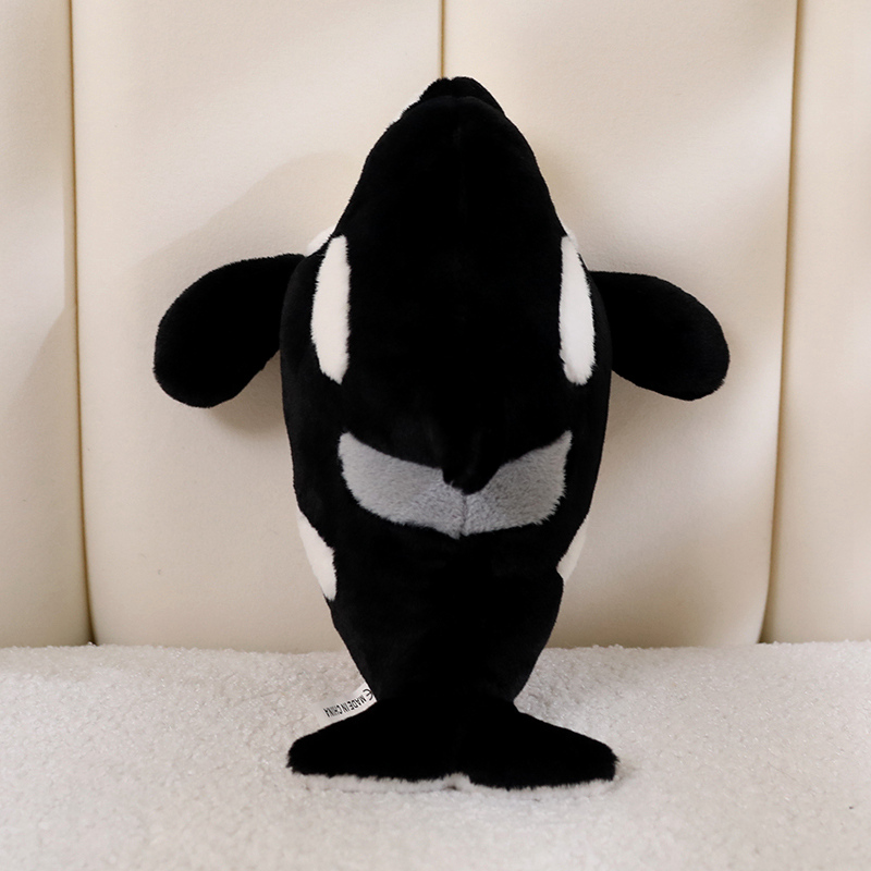 La peluche Orca est un personnage de dessin animé doux et mignon, agréable au toucher et sans perte de poils. 15