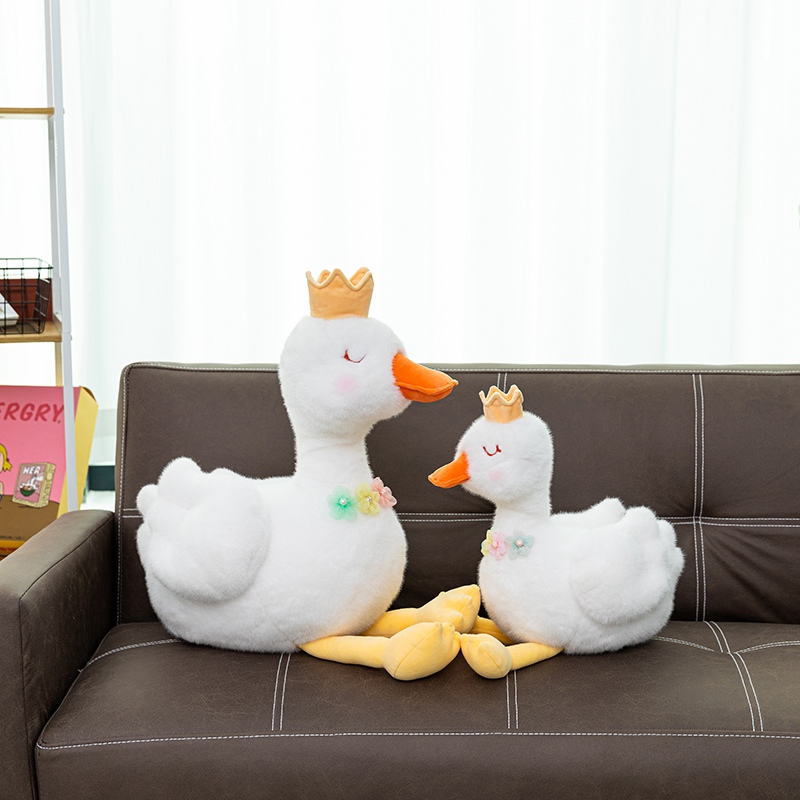 White crowned goose plush toy with multiple specifications to choose from, unique design with three small flowers 15