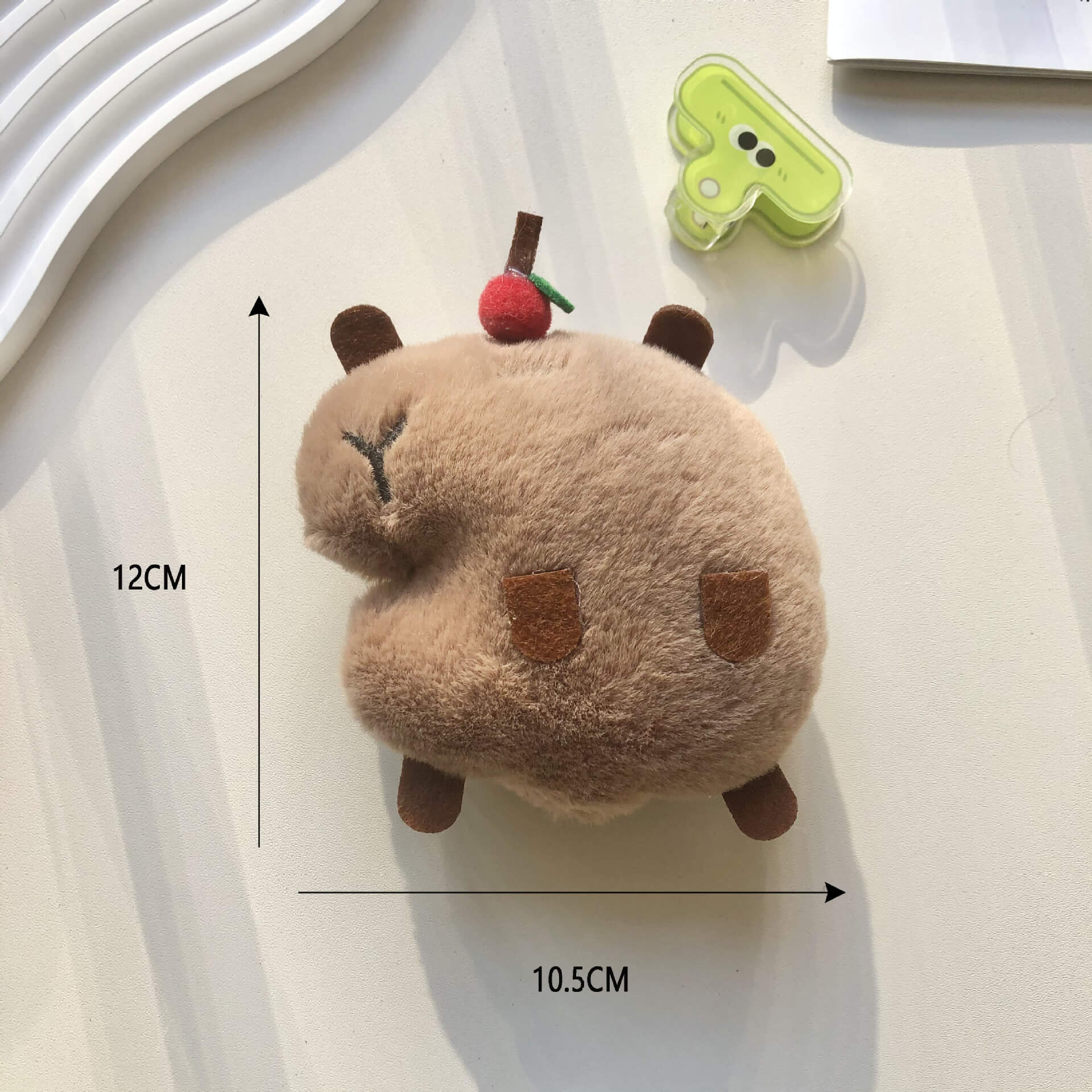 Peluche Capybara 10 cm en gros, jouet en peluche amusant, poupée en peluche qui couine, porte-clés en peluche, accessoires de sac 10