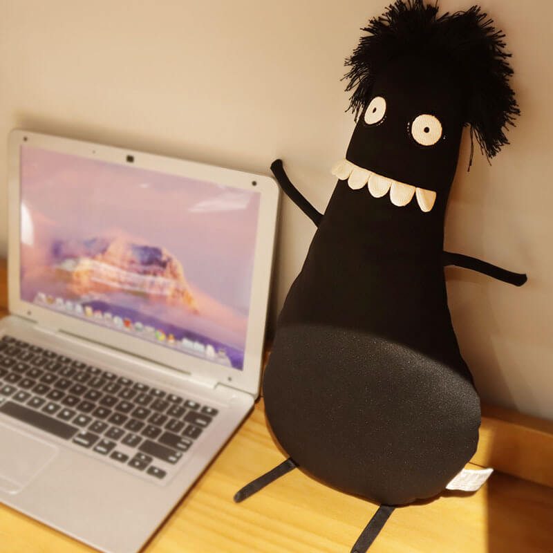 New Trending Wholesale Black Monster  Plush Toy Alien Plushies Halloween Funny Toys  PP Cotton Perfect Gift Girls 13