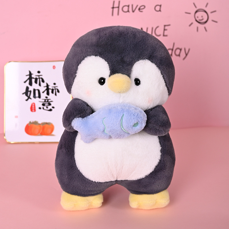 Peluche de pingüino de múltiples especificaciones para sostener peces, diseño creativo, lindo, suave y cálido para decorar el hogar. 14