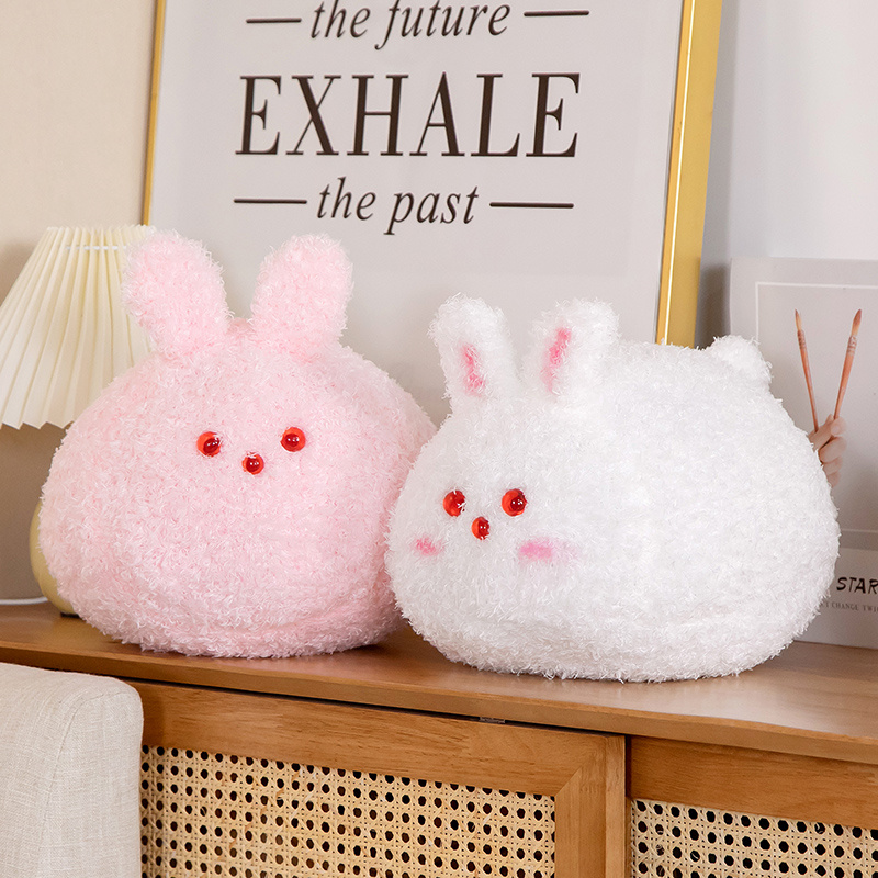Peluche lapin aux yeux rouges, douce et mignonne, confortable et réconfortante, pour une décoration chaleureuse et douillette. 15