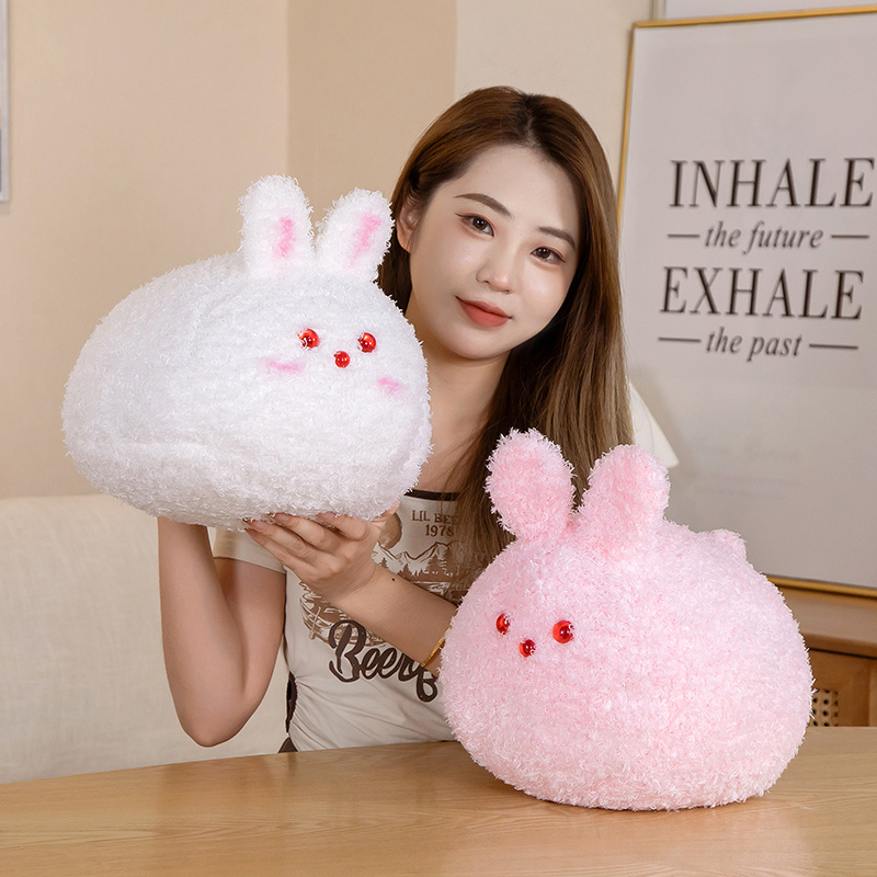 Peluche lapin aux yeux rouges, douce et mignonne, confortable et réconfortante, pour une décoration chaleureuse et douillette. 14