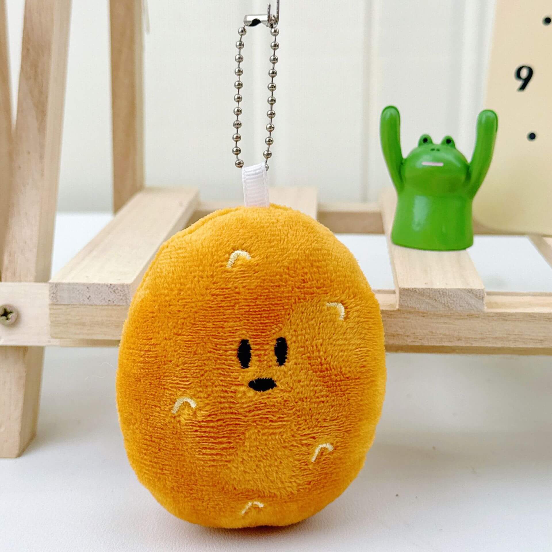 Venta al por mayor de 9 cm de patata de peluche pequeño colgante lindo llavero de peluche kawaii fabricante de peluche fabricación 17