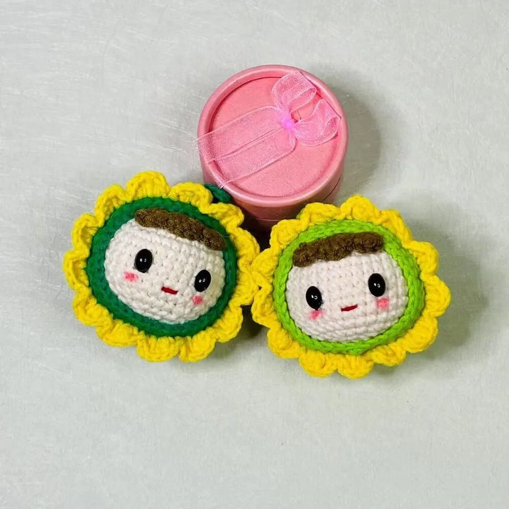Knitted Wool Sunflower Ball Crochet Plushies Handmade Pendant 1