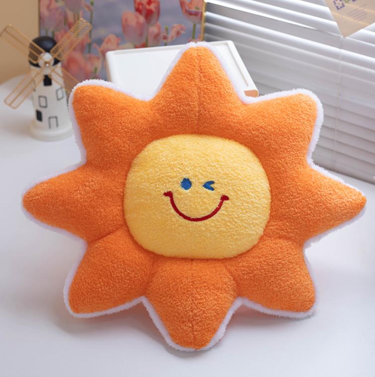 Peluche mignonne et kawaii soleil lune nuage montagne coussin doux 13