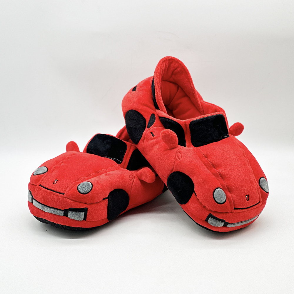 How to Design a Plush Slipper in the Shape of a Car ？ 2