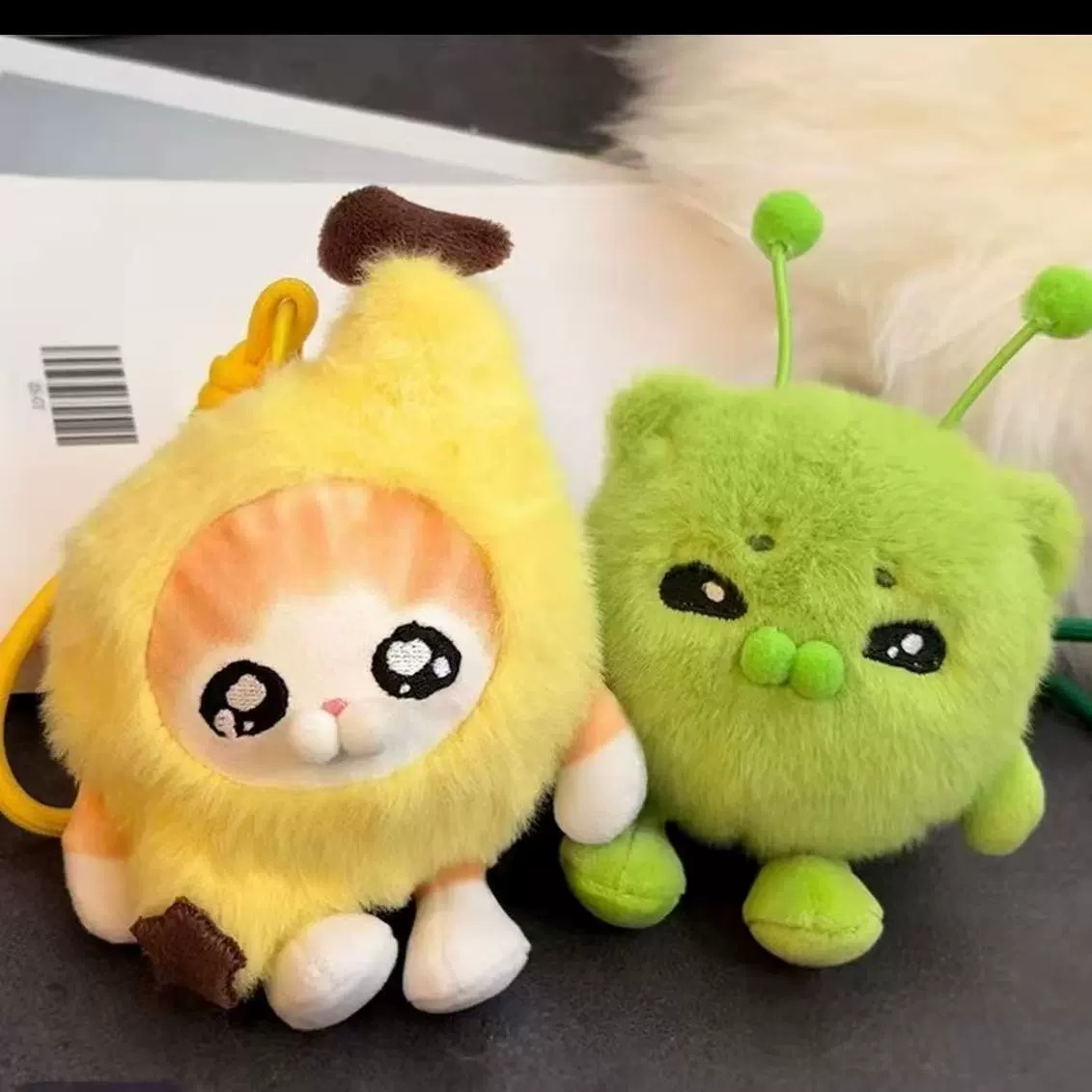 Cute Green Alien Cat Plush Keychain Kawaii Fuzzy Monster Bag Charm