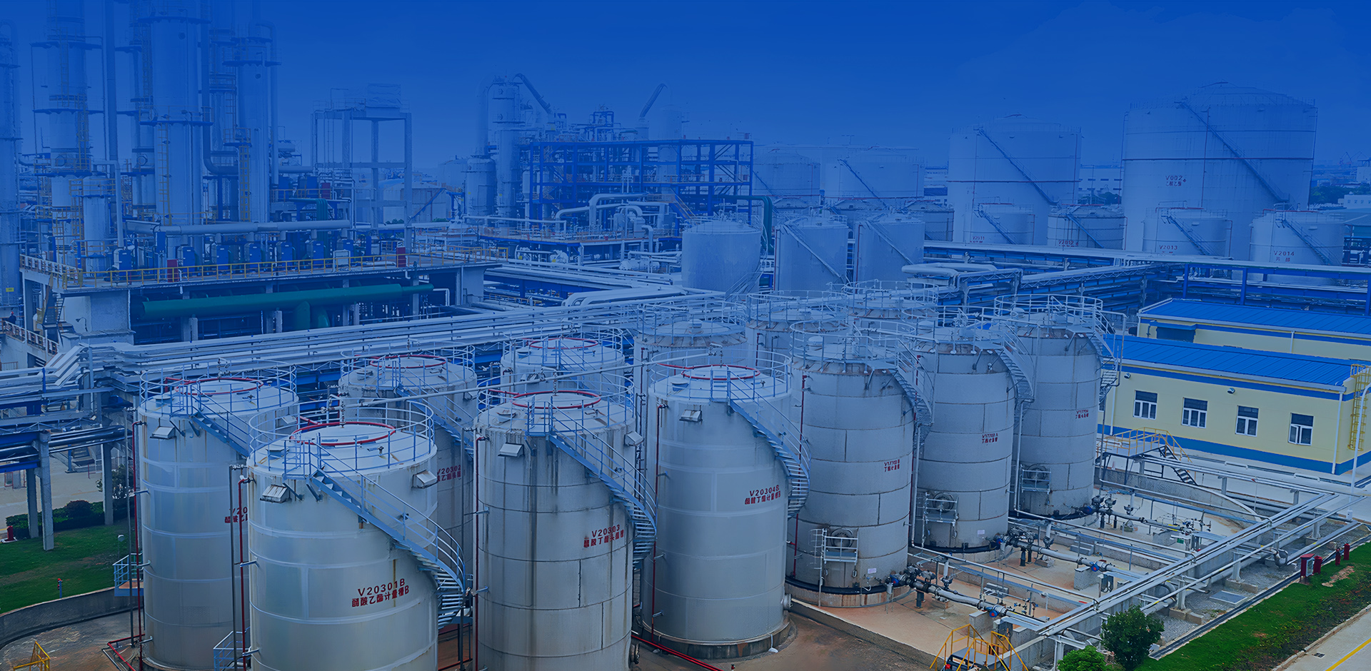 Fourniture de solvants chimiques