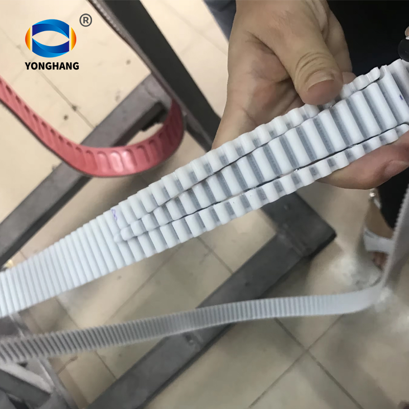 Toothed timing belt punching shear equipment 12