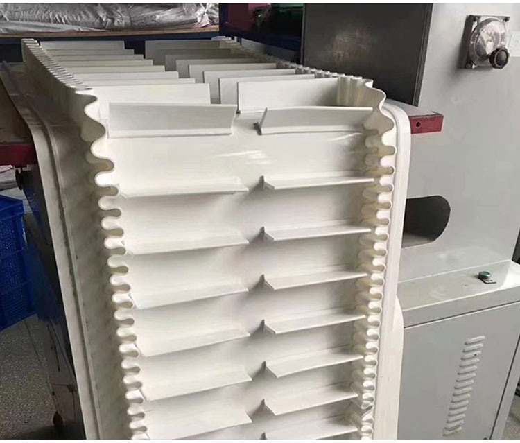 PU/PVC conveyor belt with cleats /with skirt/ PVC belt with baffle Climbing 20