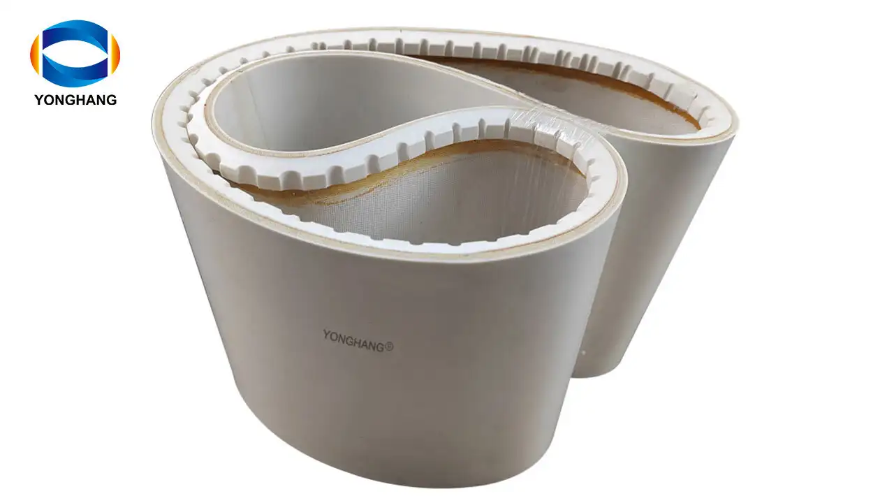 truly endless white pvc conveyor belt with tooth guide bar 1