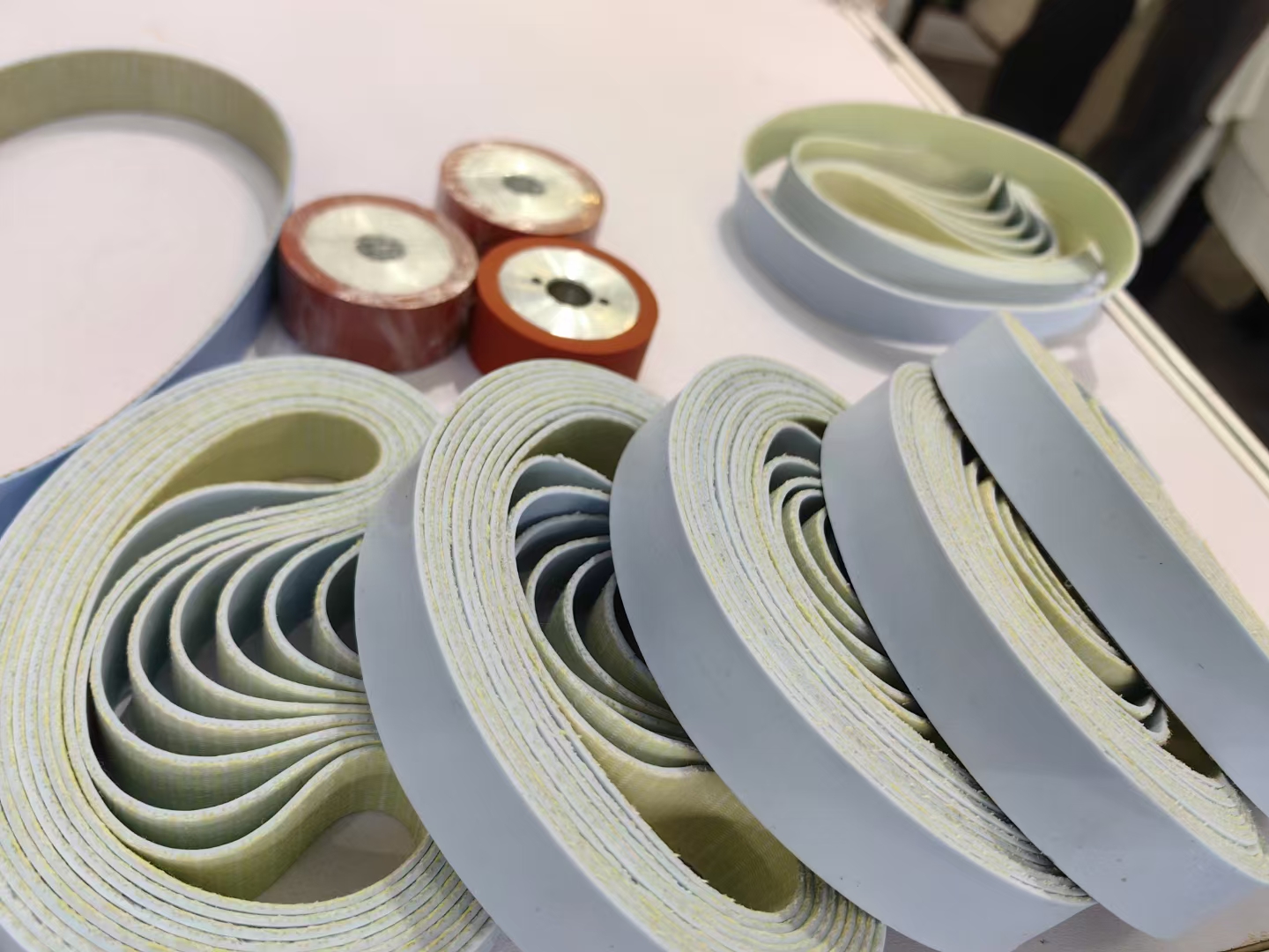  Customized Withstand high temperatures up to 230°C Silicone flat belt for underwear machine manufacturers From China | Yonghang 