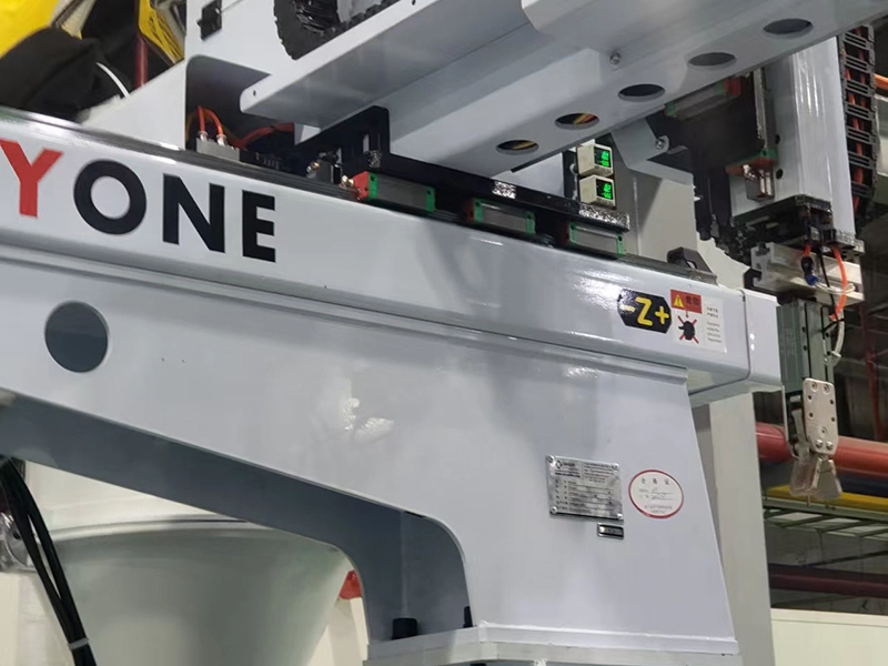 KN1000S5B 5 AXIS AC SERVO ROBOT 1