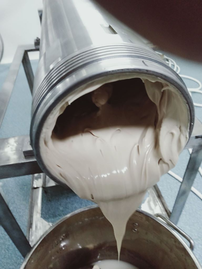 Best High Speed GQ Biological Enzyme Tubular Centrifuge with CE Certification Supplier 4