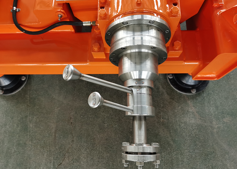 Decanter centrifuge new type 2