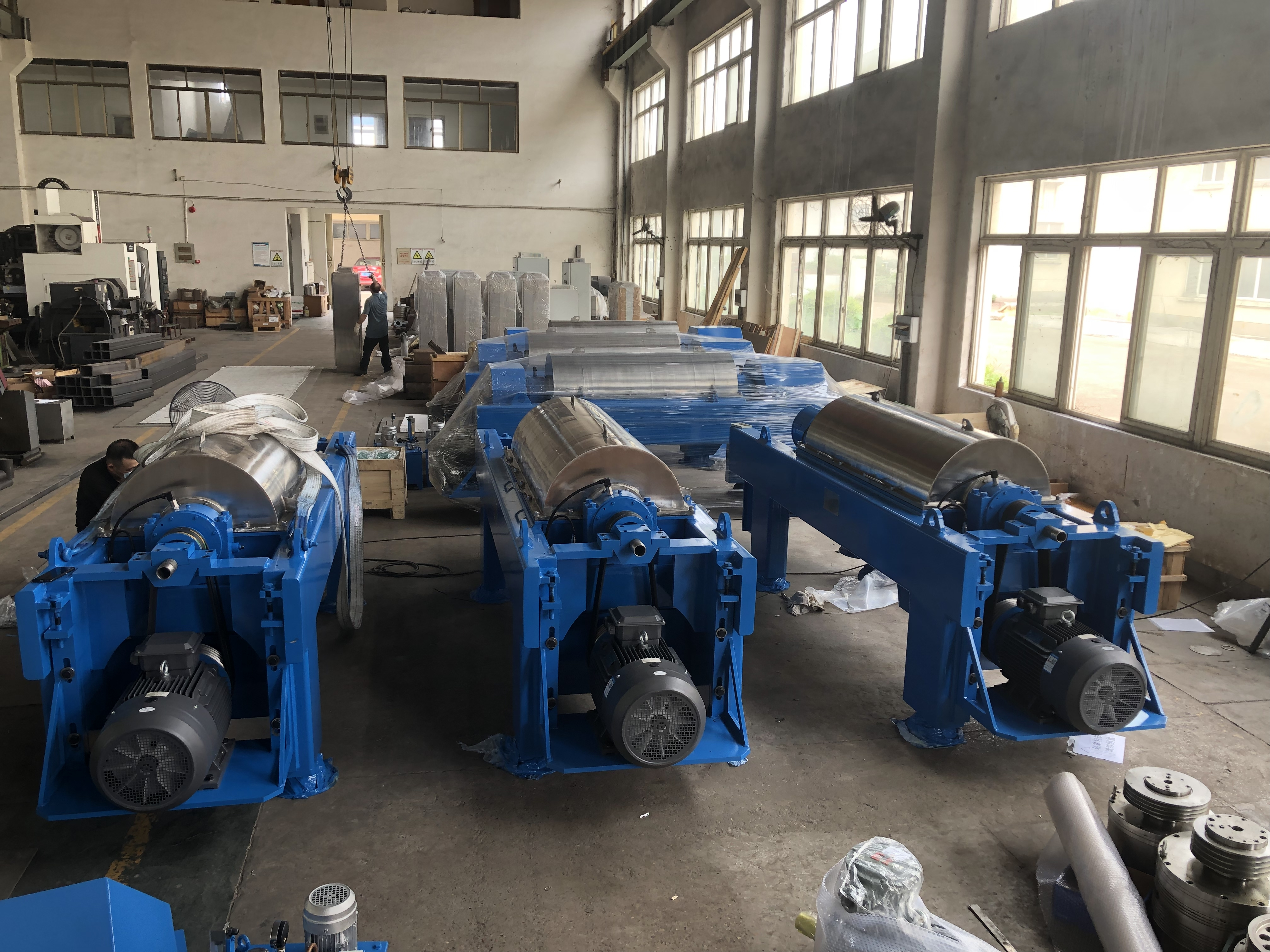 Intro to LW 450 Decanter centrifuge export to Russia Shenzhou 1