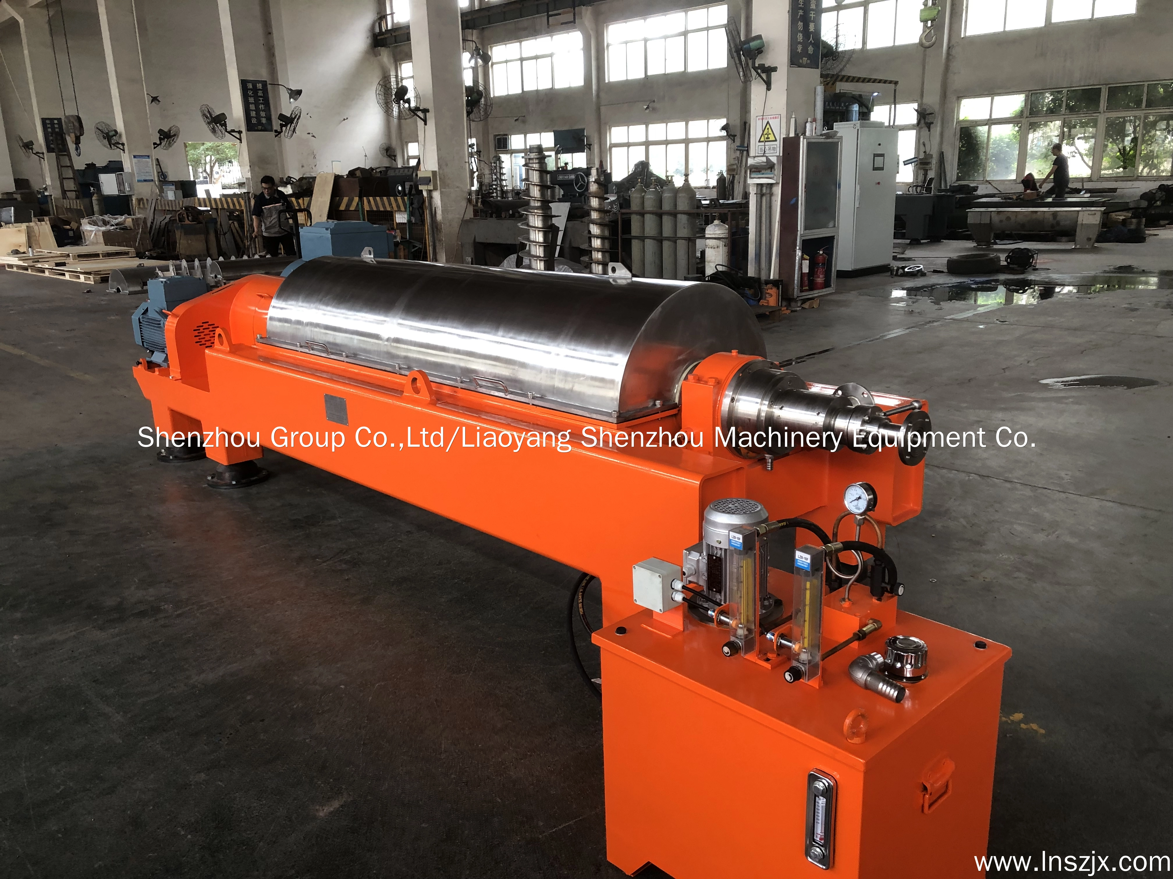 Kitchen waste leachate oil-water residue separation integrated machine 1