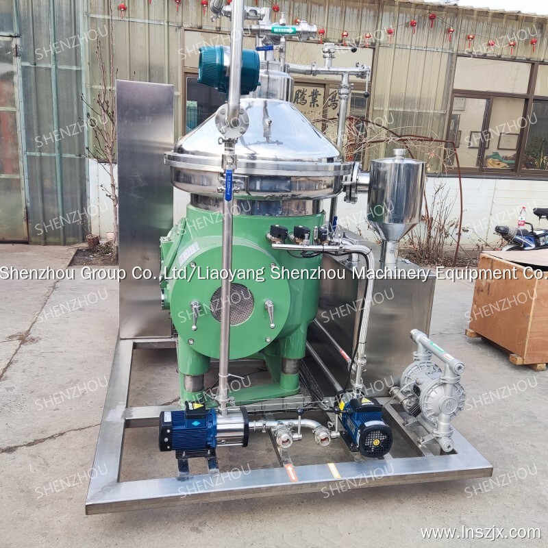 Disc separation centrifuge for vegetable oil refining 2