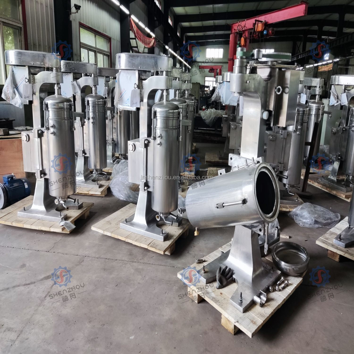 Centrífuga tubular oscilante en las industrias de alimentos, bebidas, química y biotecnológica 4