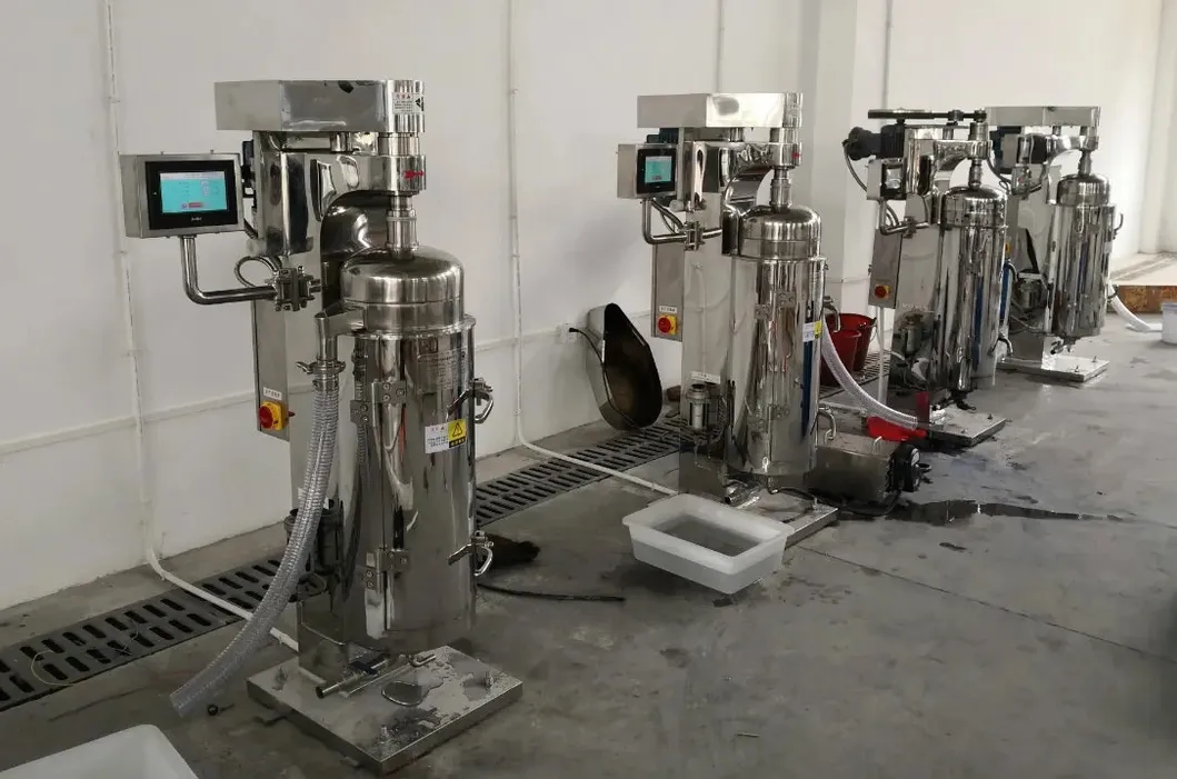  Hochgeschwindigkeits-Trennvorrichtung für die Graphenextraktion mittels Rohrzentrifuge für die industrielle Produktion