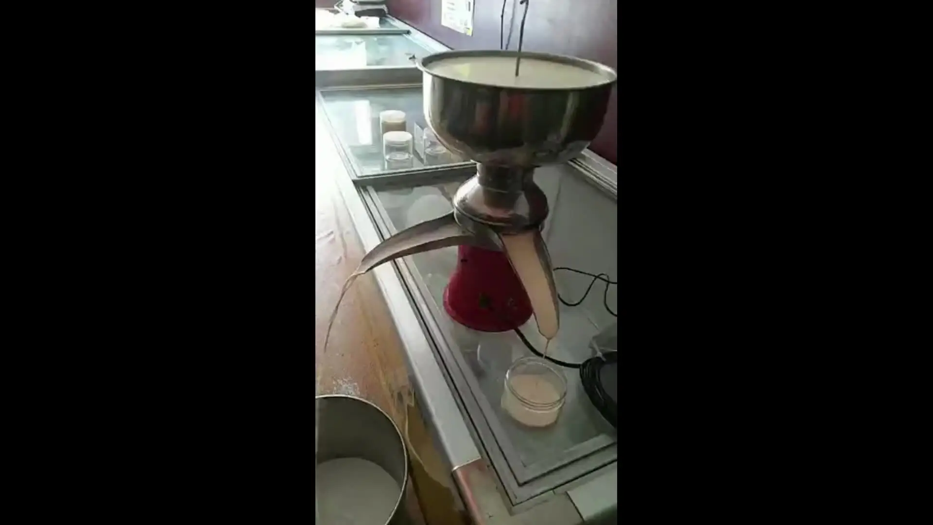 Mini Centrifuge: Efficient Milk Cream Separator 2