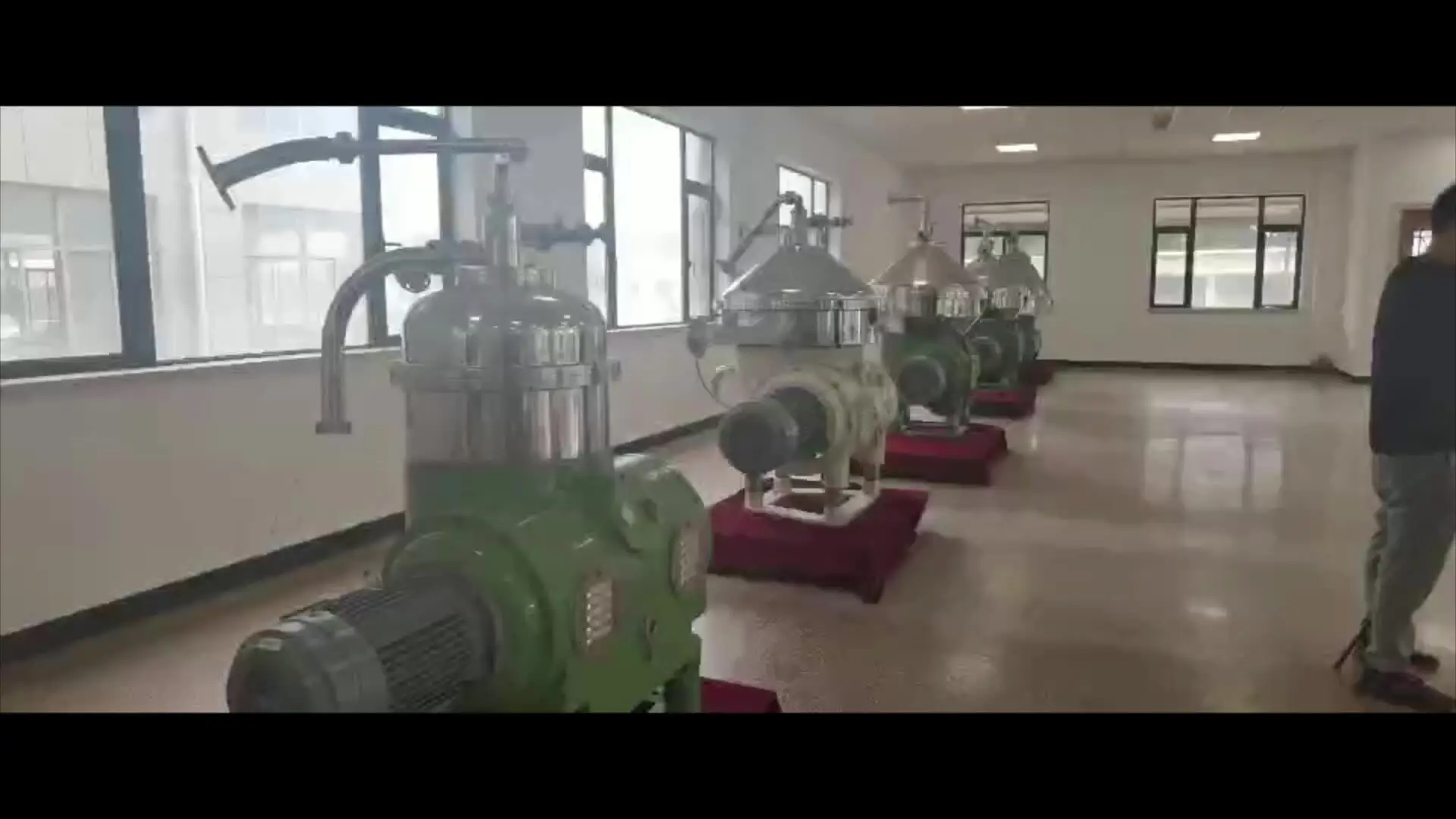 Self-Cleaning Disc Separator for Centrifuge Machine 2