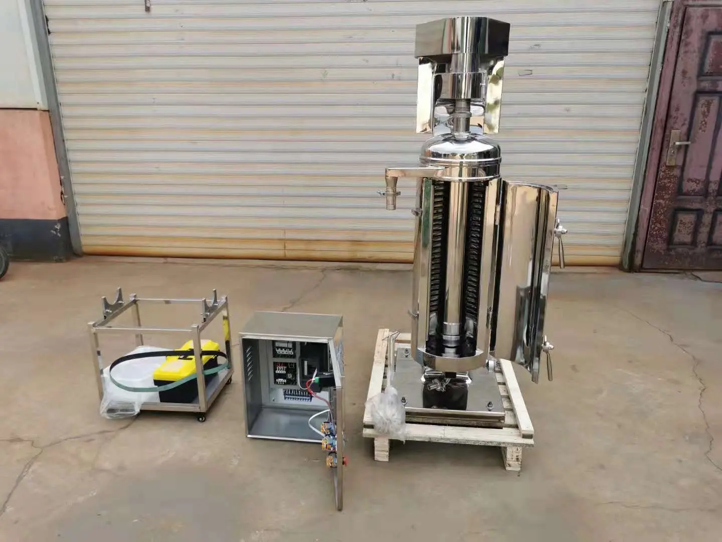 Improved 2 Phase Tubular Centrifuge 4