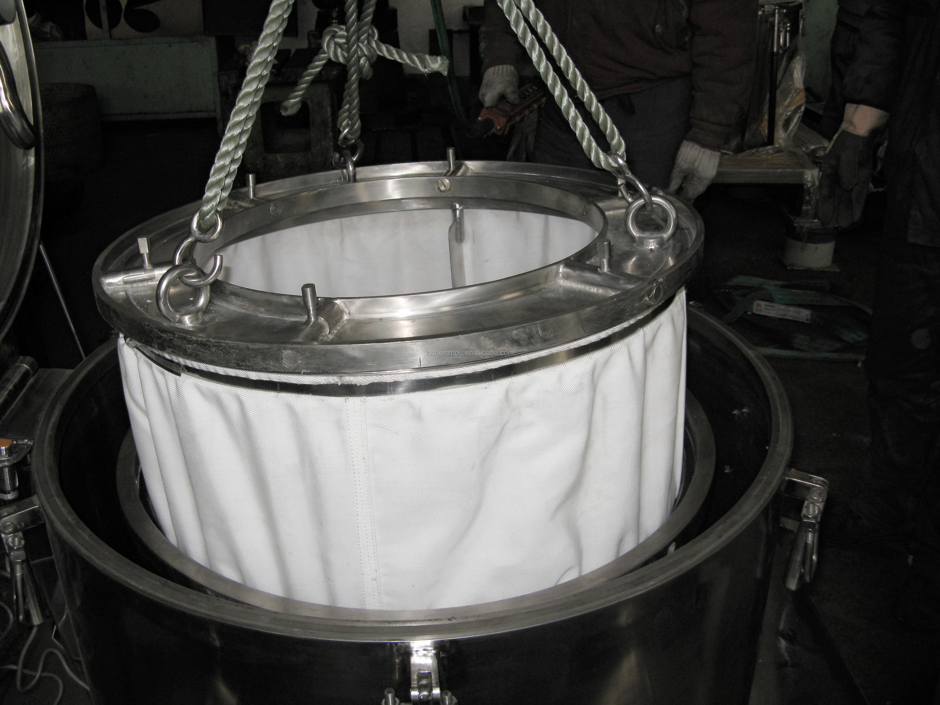 Shenzhou - Large Capacity Automatic Horizontal Dewatering Centrifuge Centrifuge & Separator 13