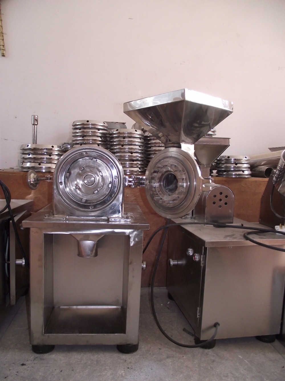 Shenzhou – Mini-Kaffeemühle aus Edelstahl für Mandeln, Erdnüsse, Walnüsse, Kürbiskerne – Verkaufsschlager 6