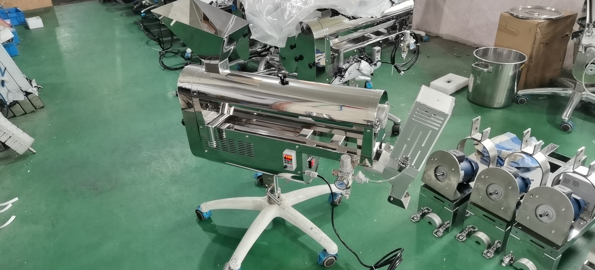 Shenzhou - Tombstone Vending Small Quartz Stone Operated Coin Shoe Polishing Machine Capsule & Tablet Machine 9