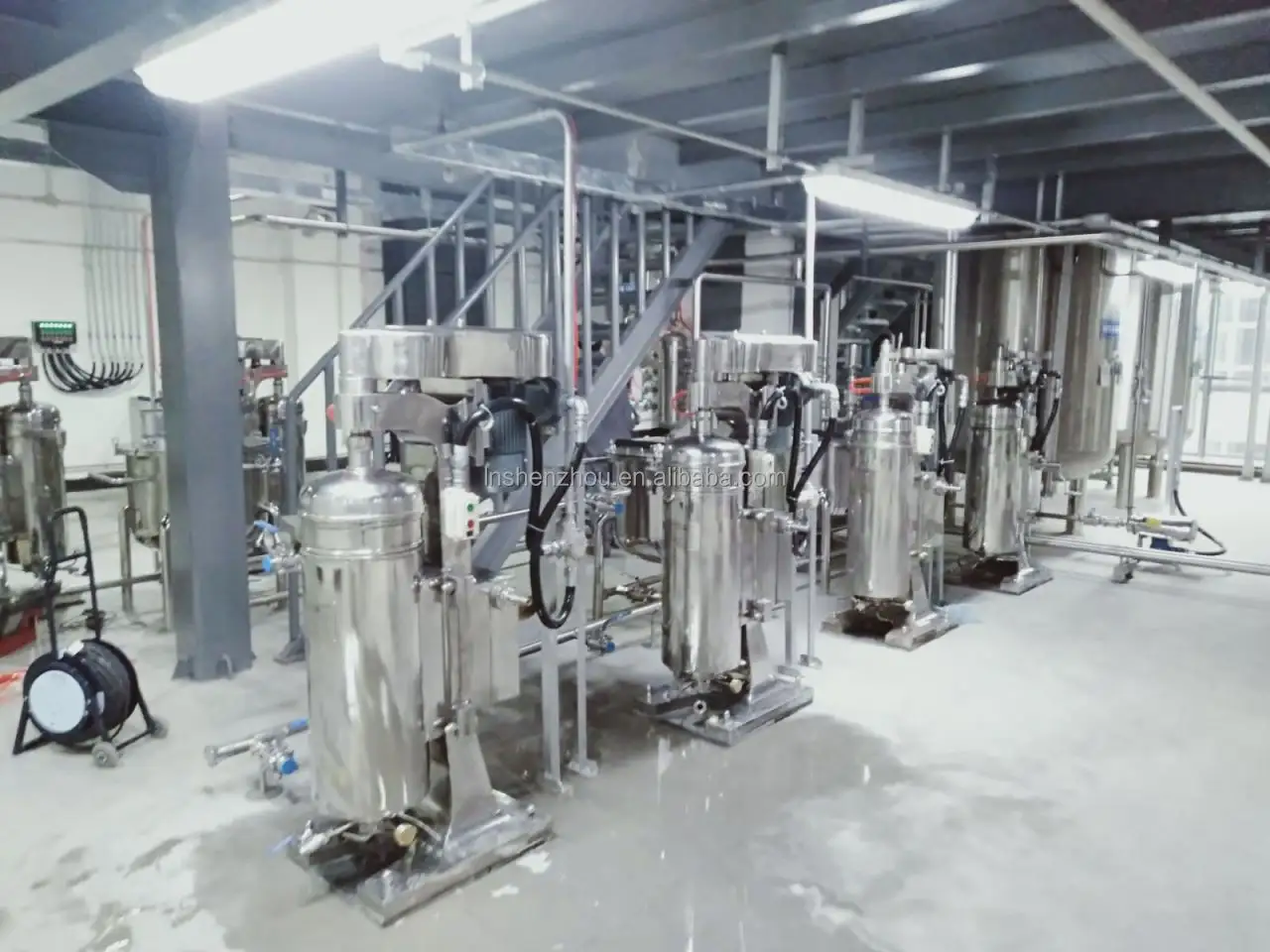 High Speed Mini Tubular Centrifuge for Laboratory: Advanced Separation Equipment with Easy Operation 6